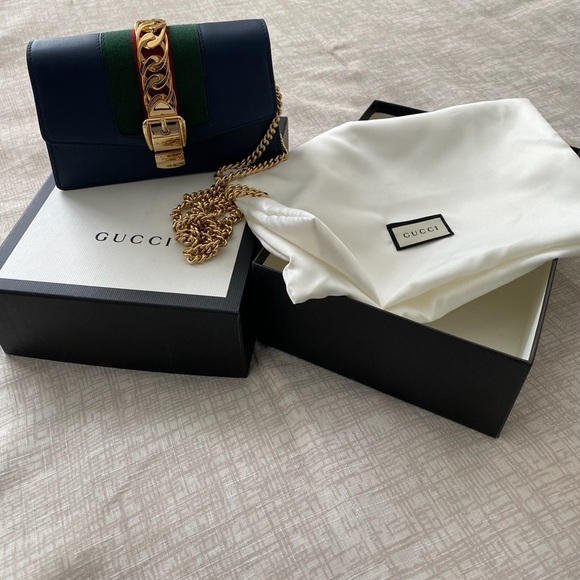 Gucci Handbags - Gucci Sylvie Super Mini Bag (New with Tags)